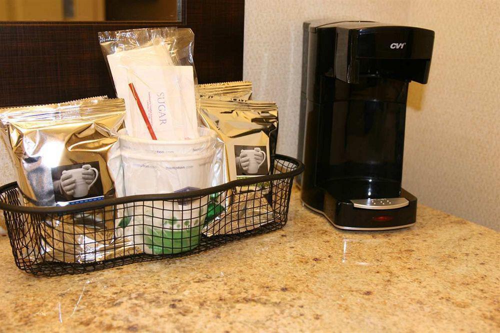 Hampton Inn Muscatine Εξωτερικό φωτογραφία