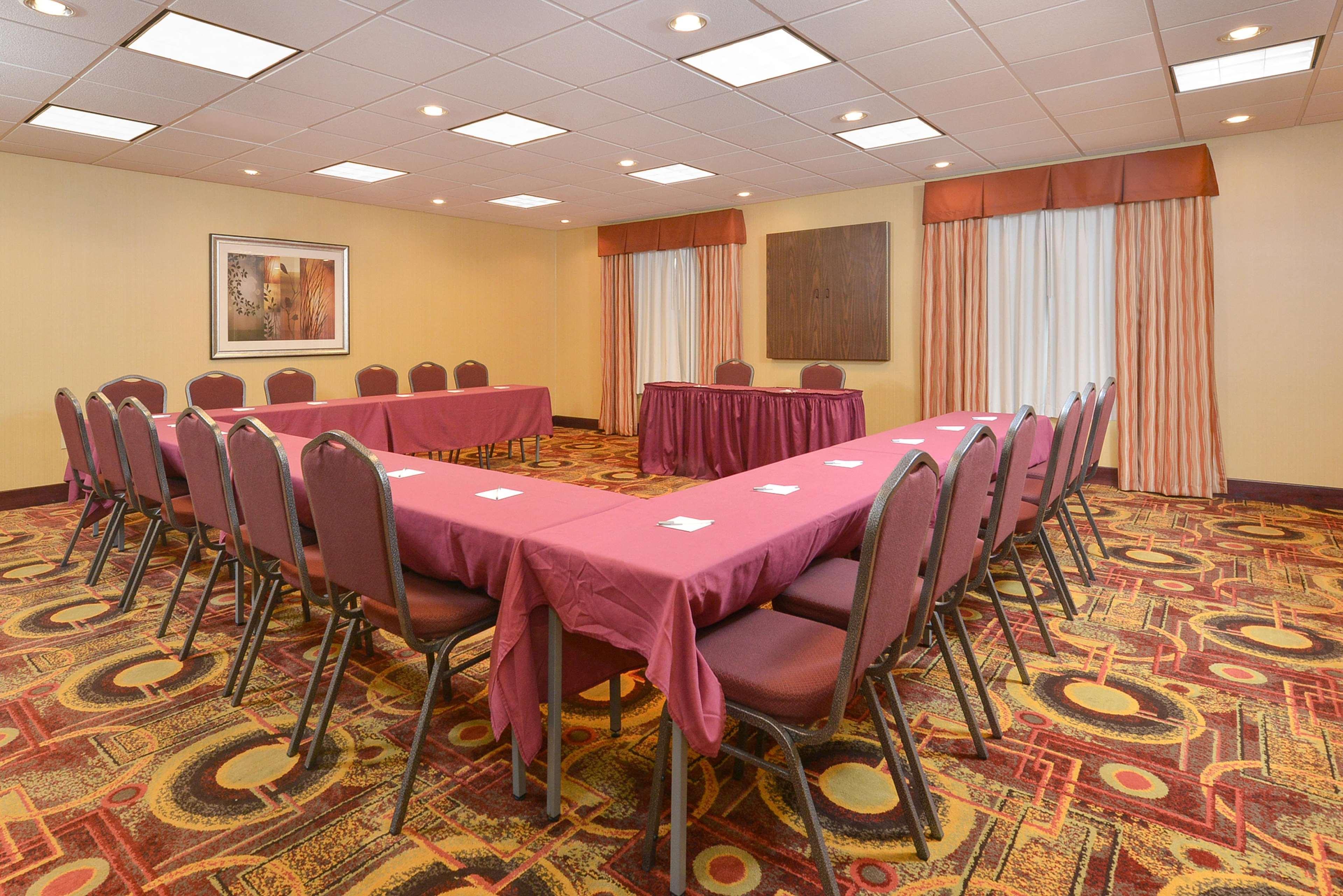 Hampton Inn Muscatine Εξωτερικό φωτογραφία