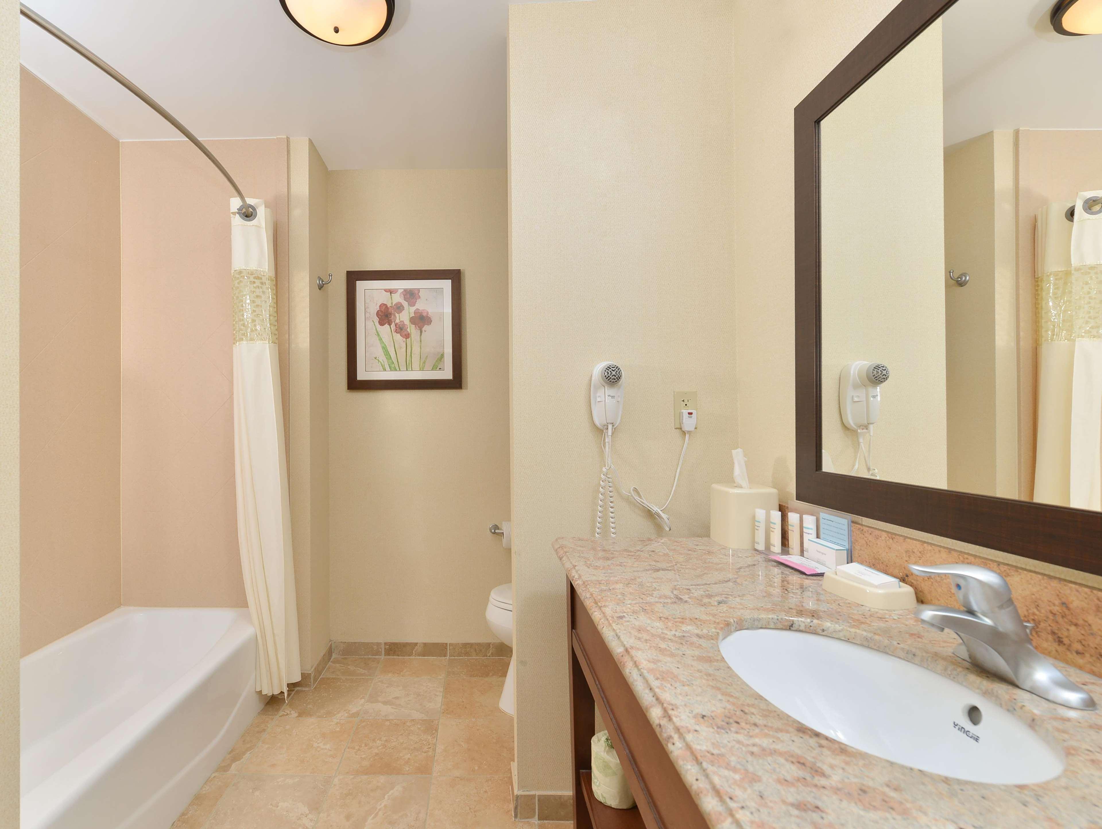 Hampton Inn Muscatine Εξωτερικό φωτογραφία