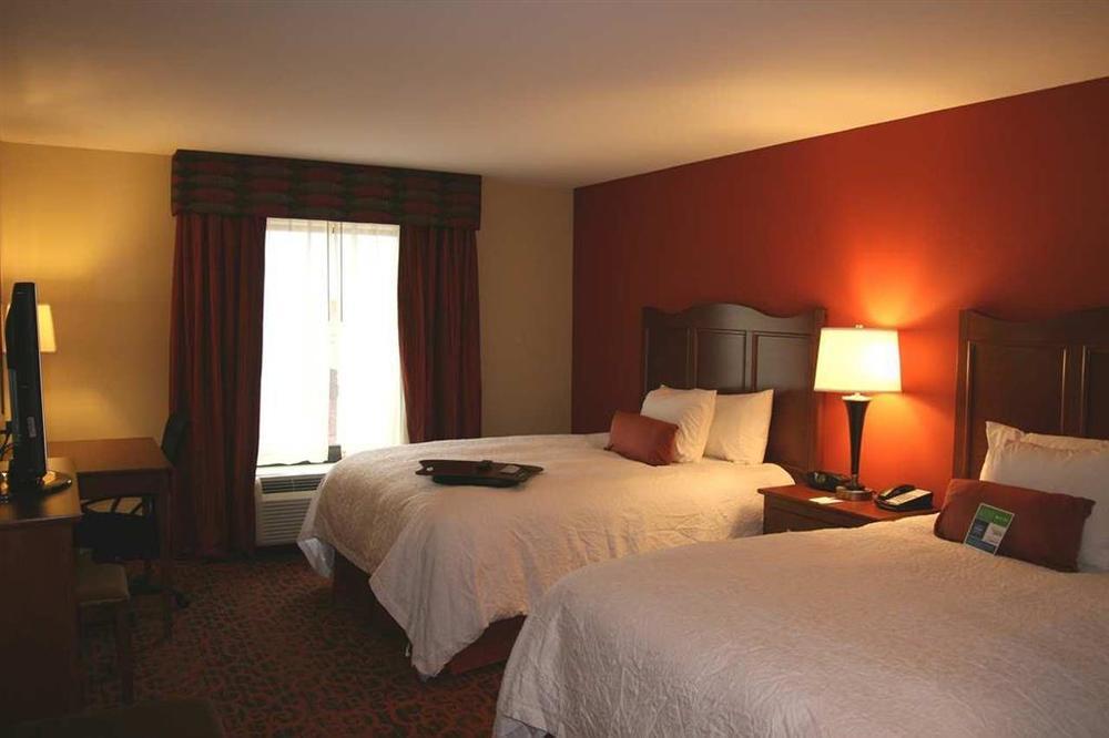 Hampton Inn Muscatine Δωμάτιο φωτογραφία