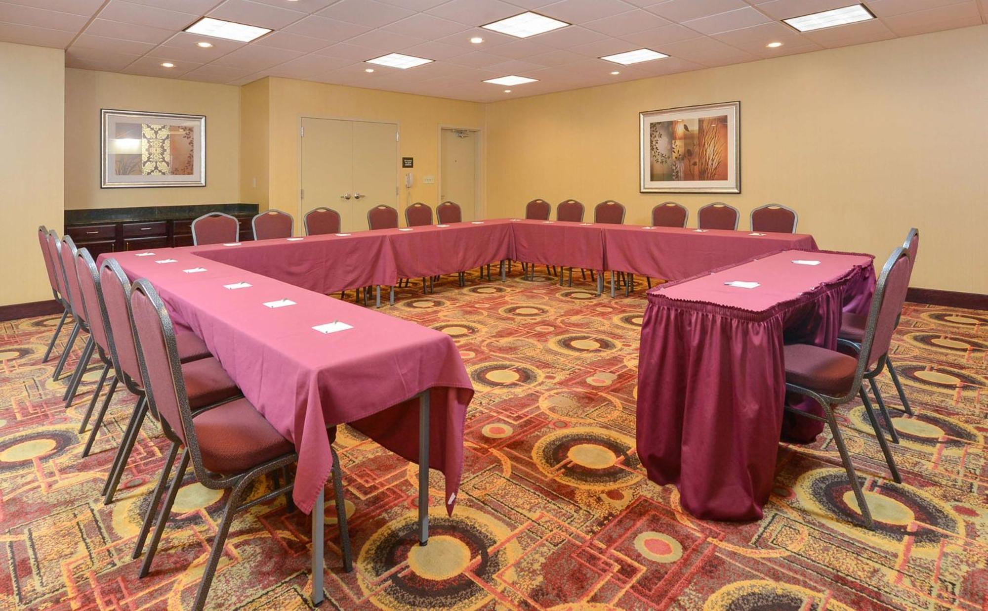 Hampton Inn Muscatine Εξωτερικό φωτογραφία